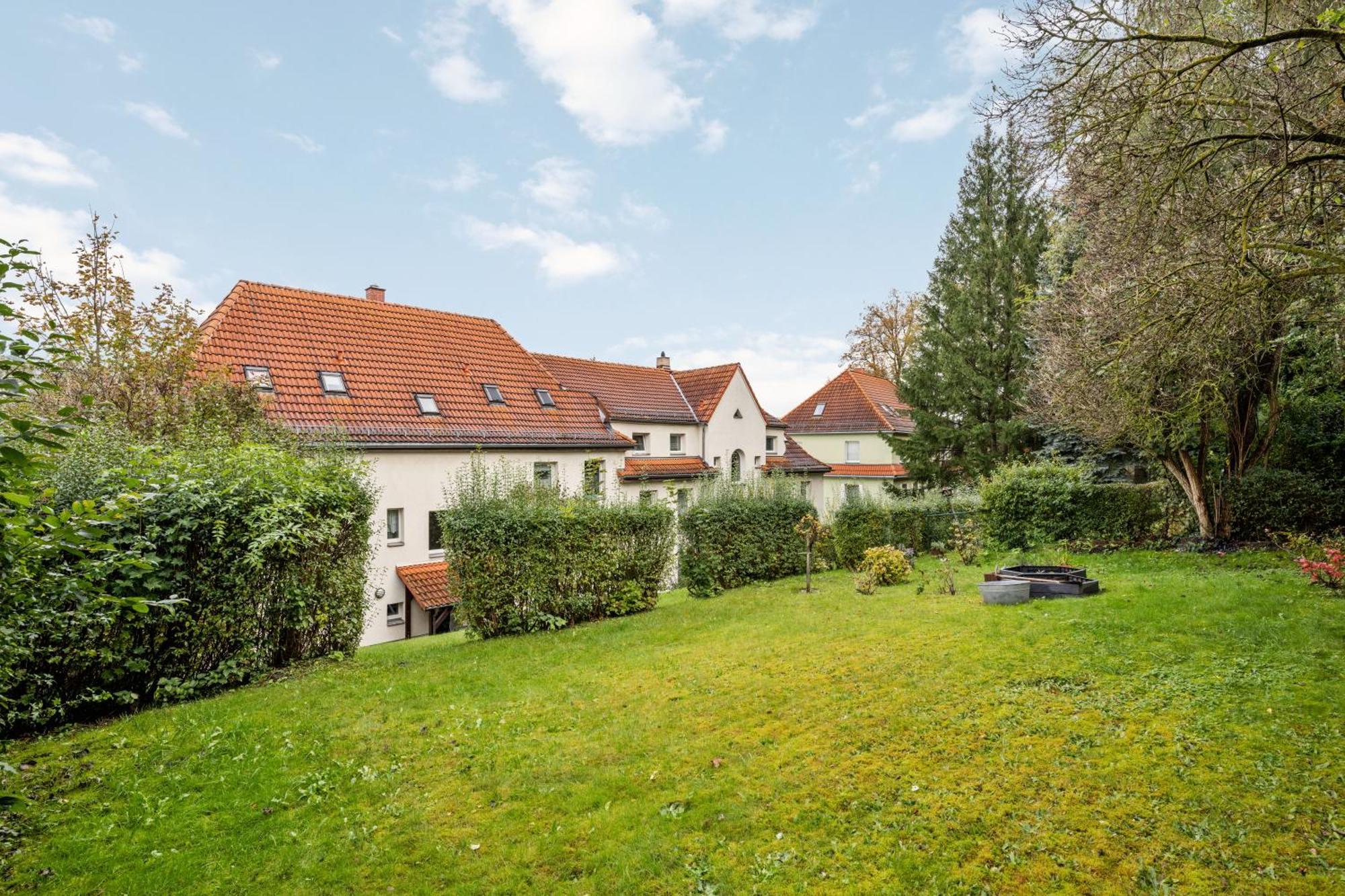 Edler Wohnraum Modernes Vorstadtstudio Mit Emma-Bett, Garten & Kaffeevollautomat ซวิคเคา ภายนอก รูปภาพ