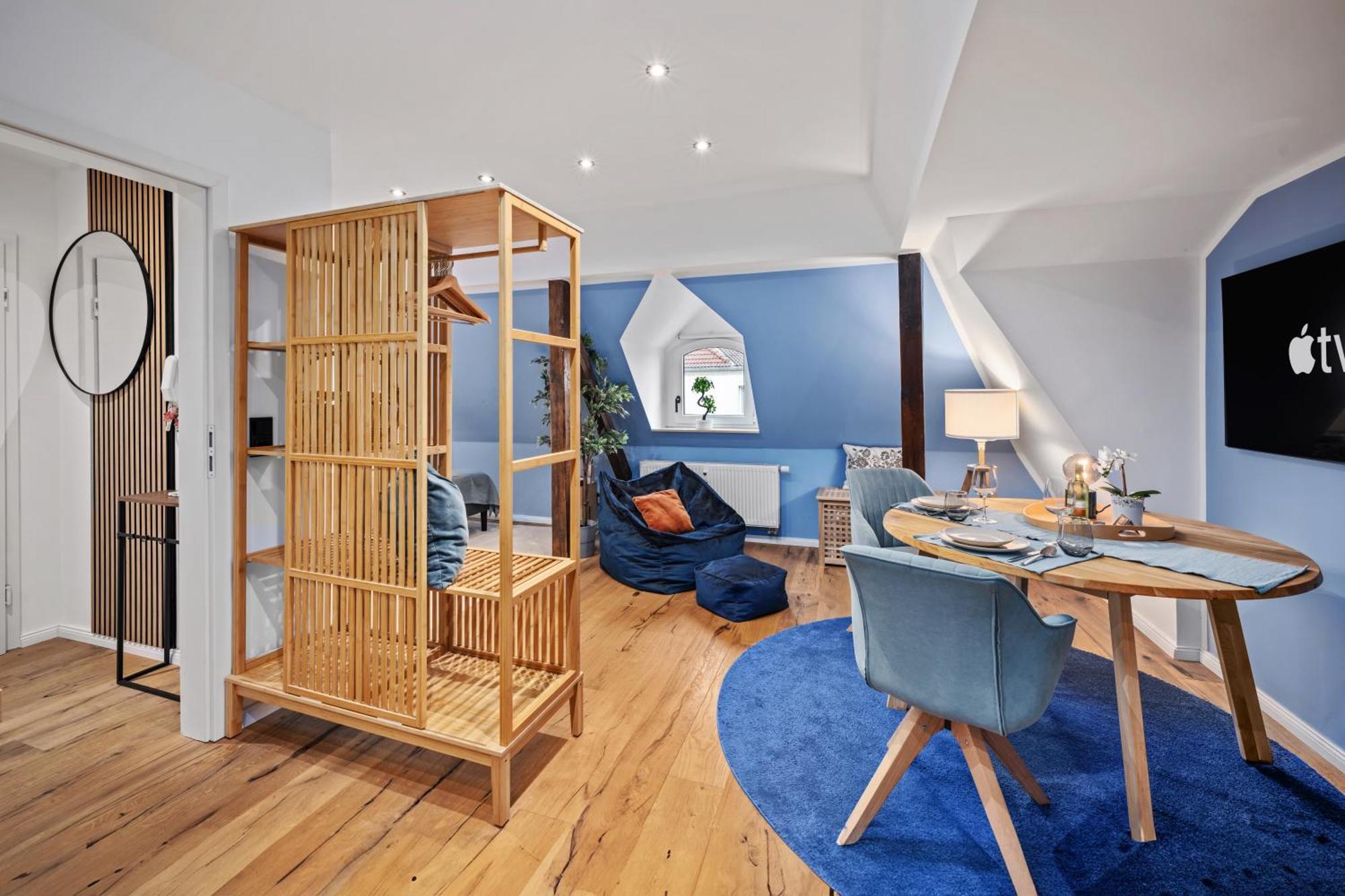 Edler Wohnraum Modernes Vorstadtstudio Mit Emma-Bett, Garten & Kaffeevollautomat ซวิคเคา ภายนอก รูปภาพ