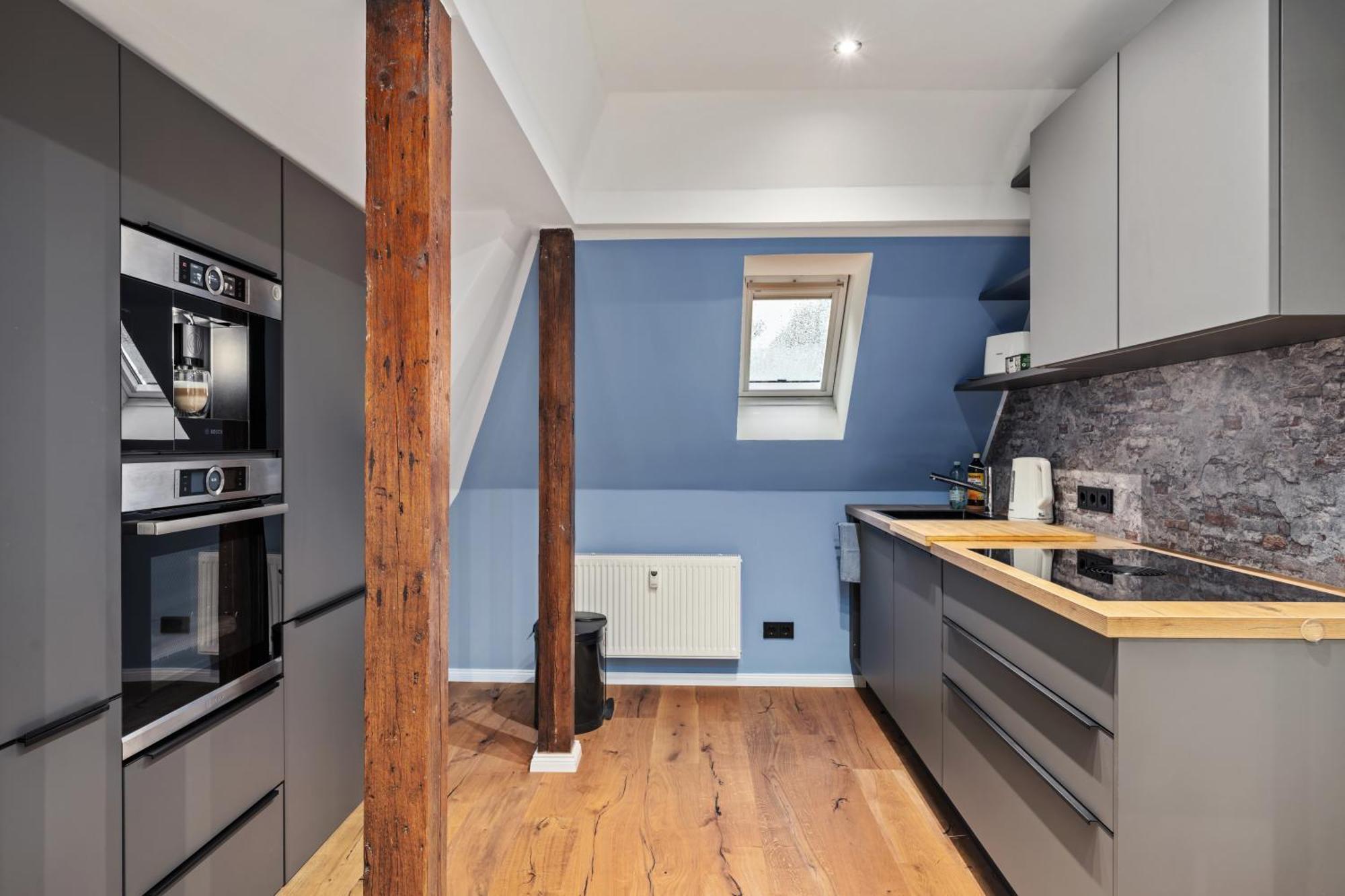 Edler Wohnraum Modernes Vorstadtstudio Mit Emma-Bett, Garten & Kaffeevollautomat ซวิคเคา ภายนอก รูปภาพ