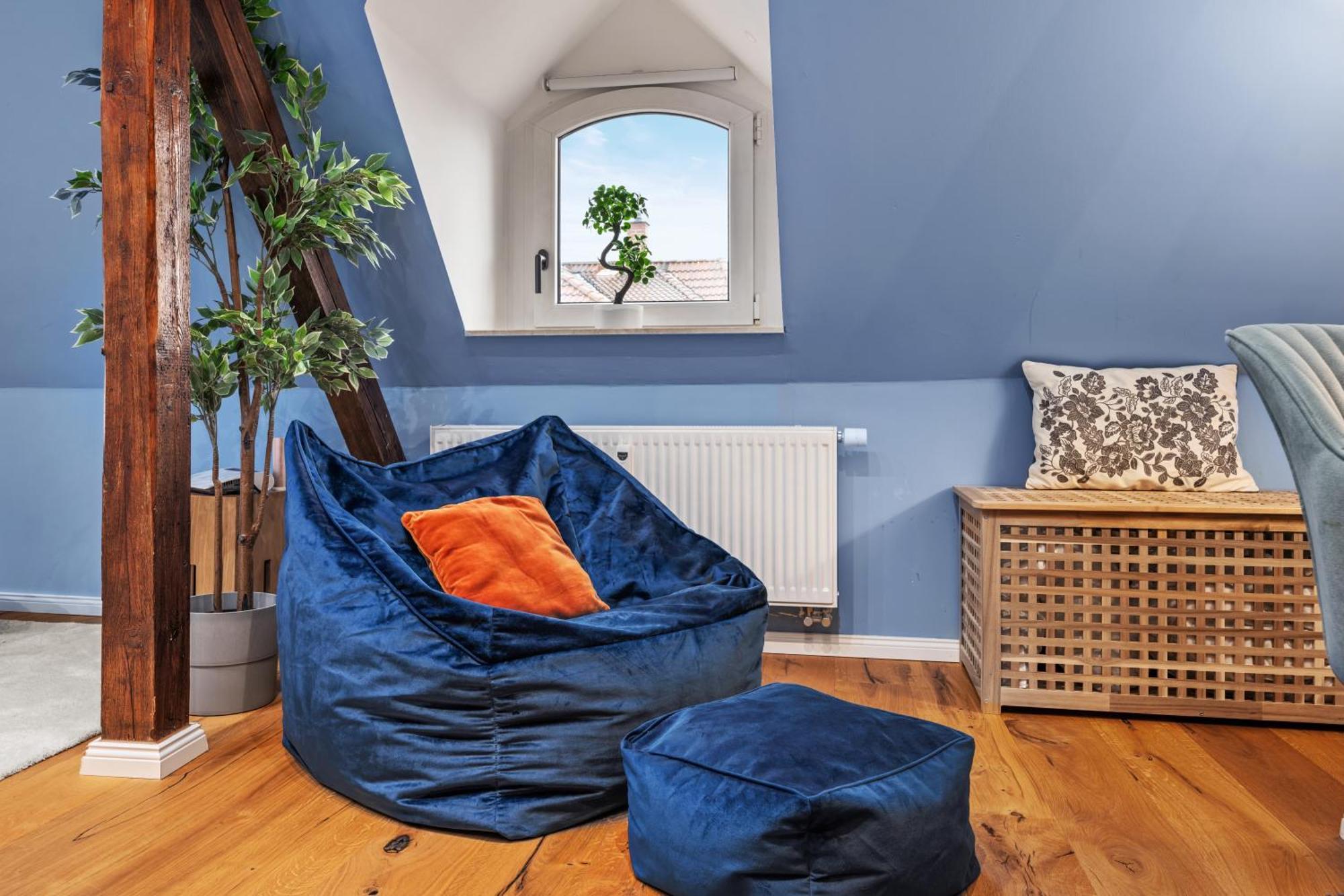 Edler Wohnraum Modernes Vorstadtstudio Mit Emma-Bett, Garten & Kaffeevollautomat ซวิคเคา ภายนอก รูปภาพ